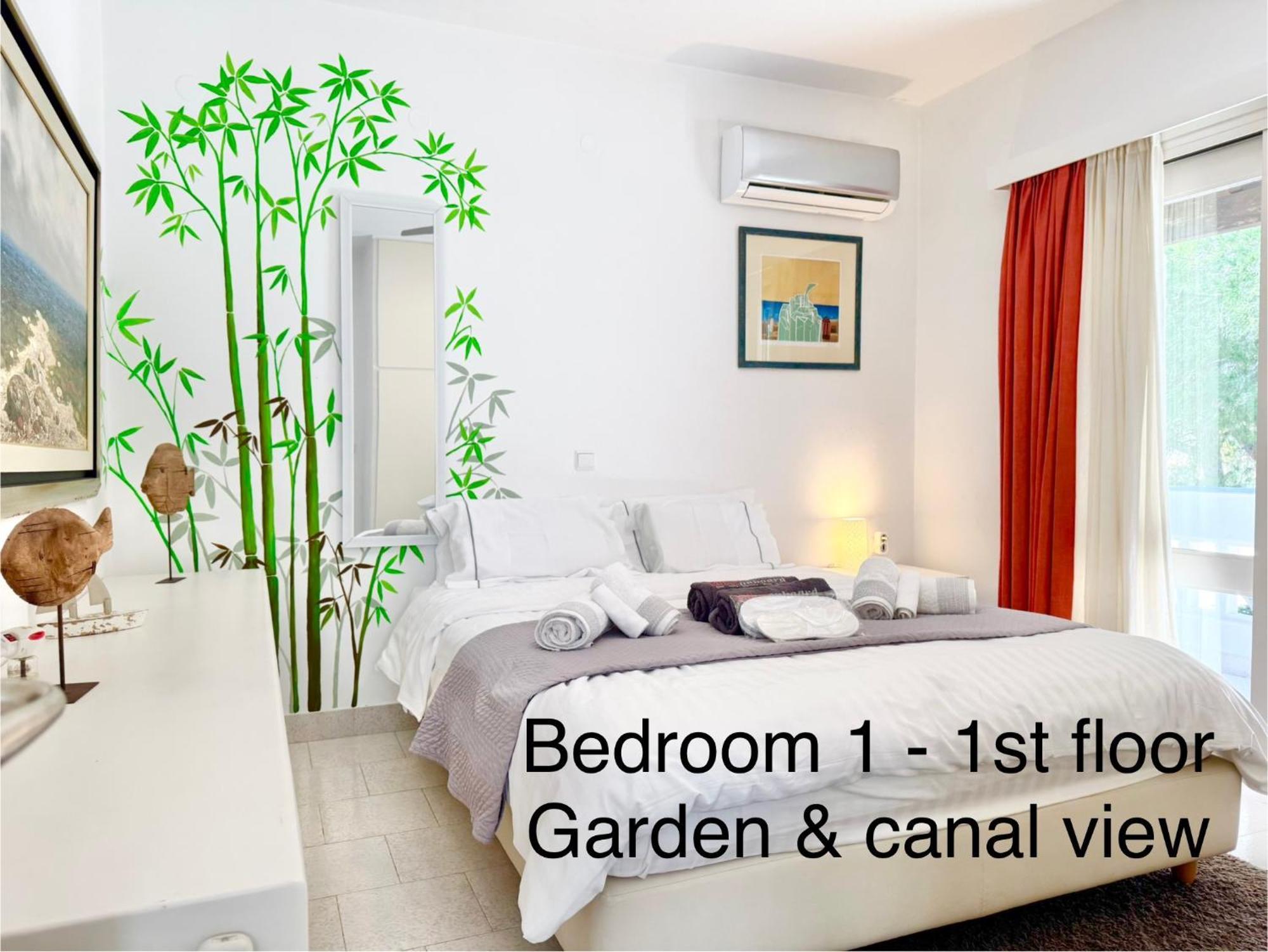Villasonboard Dock Villa 3 Bed, 3 Bath, Canal, Greek Venice Porto Hydra Plepi Exterior photo