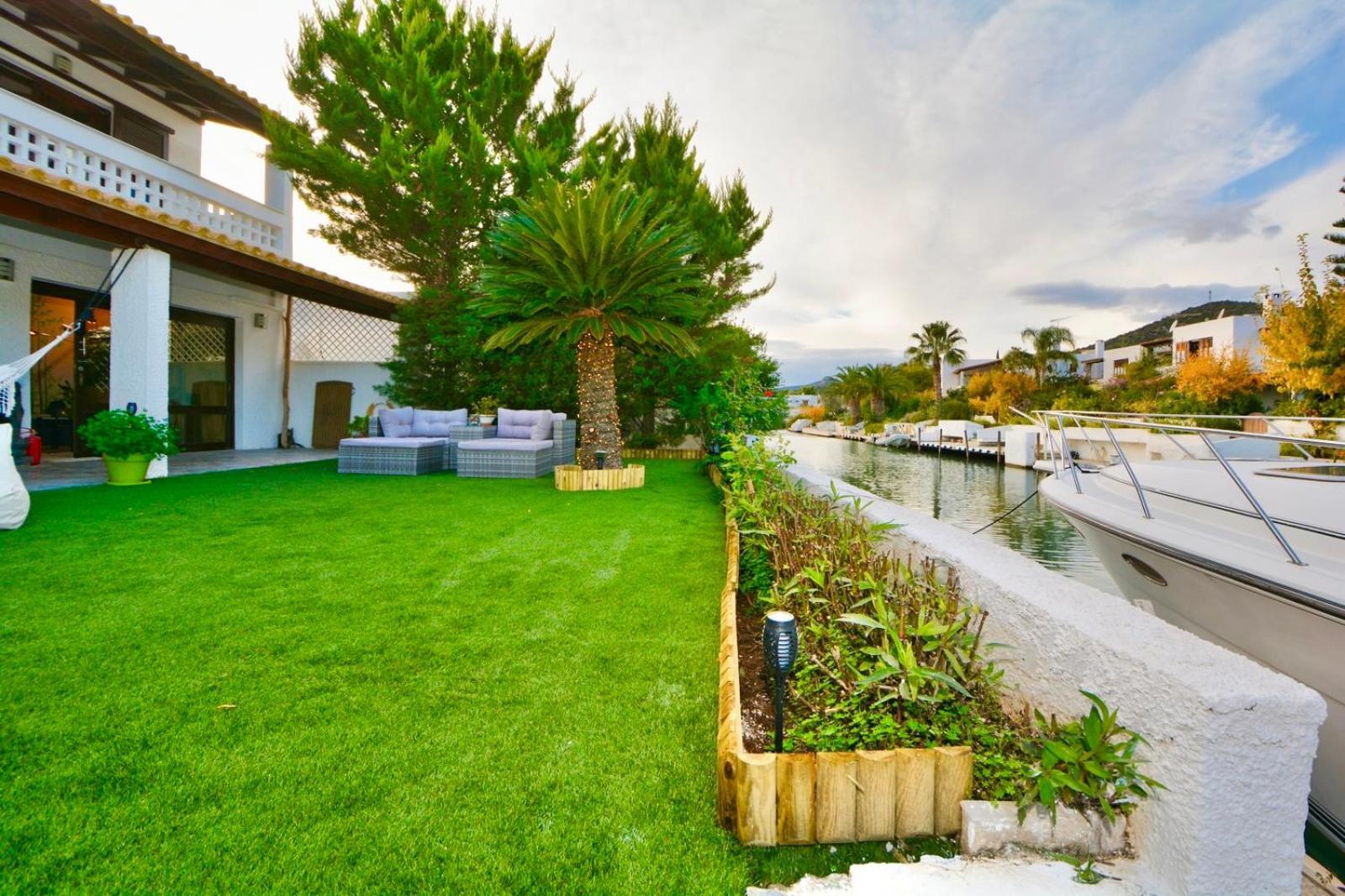 Villasonboard Dock Villa 3 Bed, 3 Bath, Canal, Greek Venice Porto Hydra Plepi Exterior photo