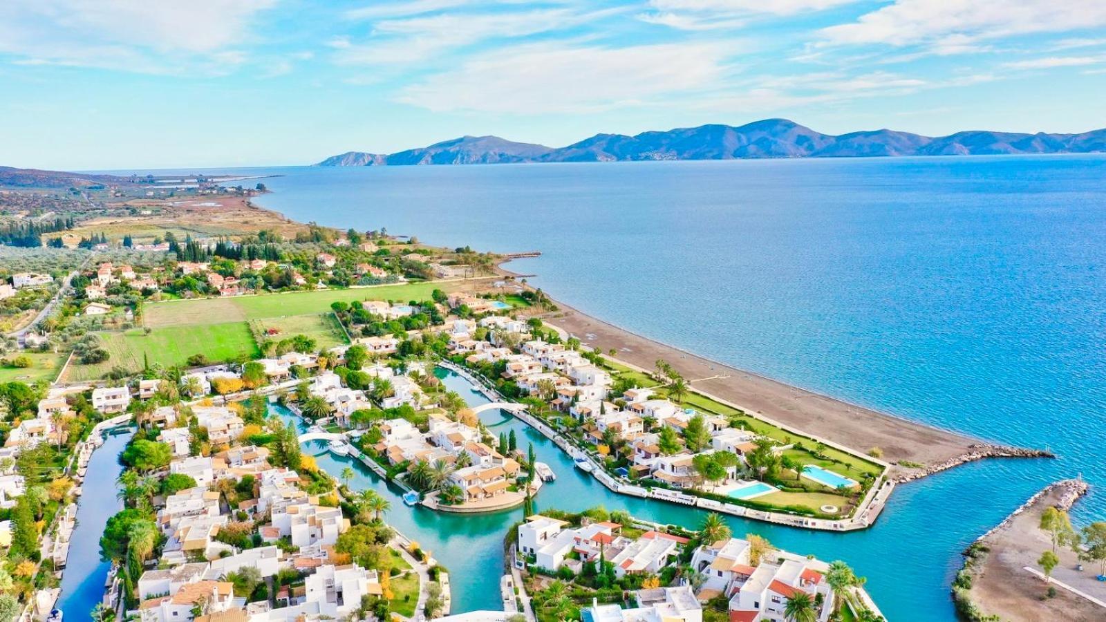 Villasonboard Dock Villa 3 Bed, 3 Bath, Canal, Greek Venice Porto Hydra Plepi Exterior photo
